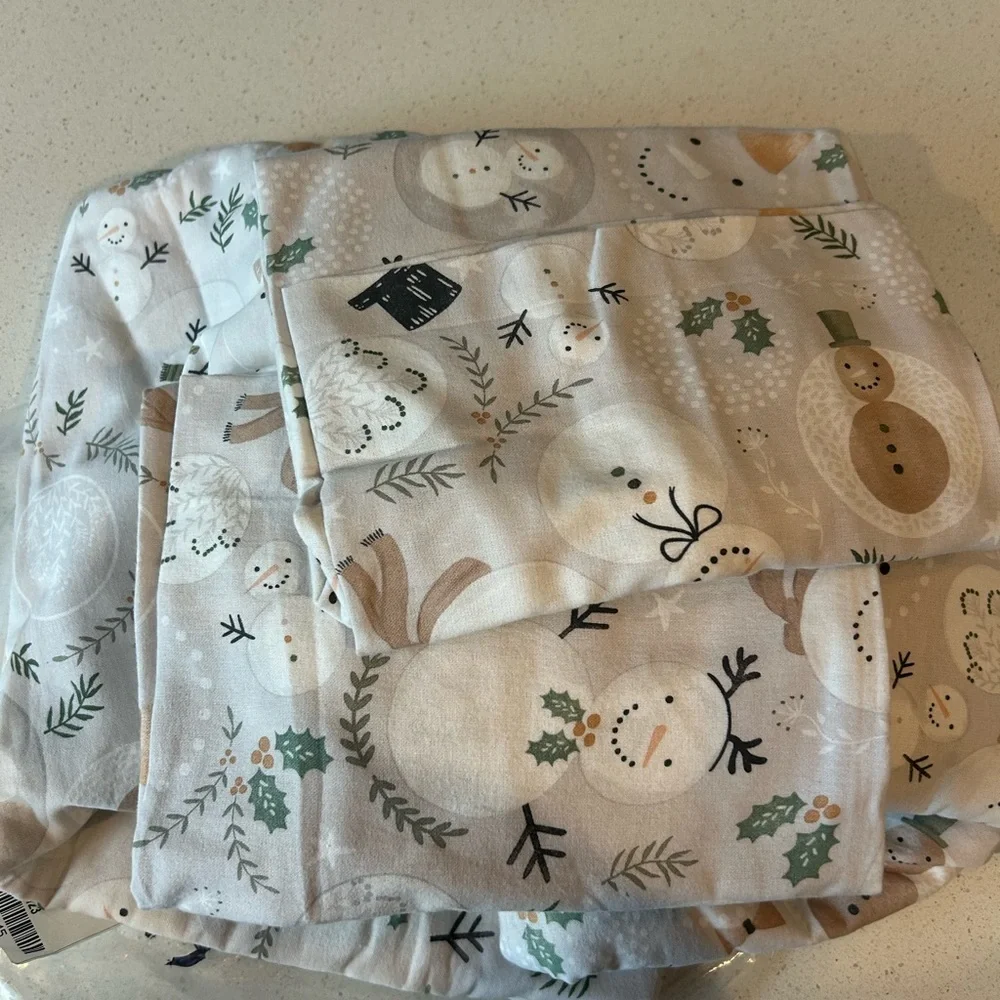 Pottery Barn Kids Organic Flannel Snowman Christmas sheet set Full NWOT